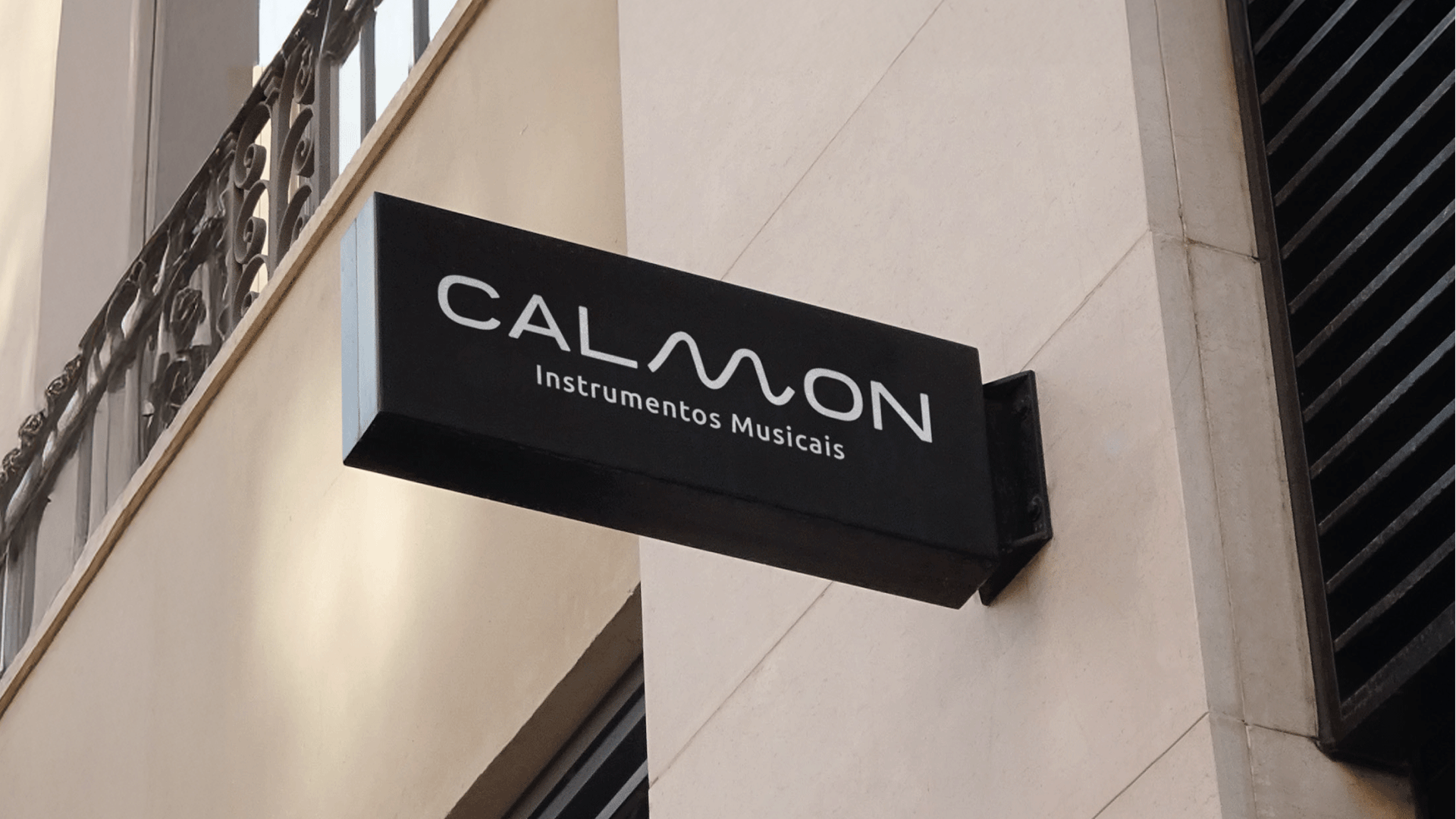 Calmon Loja de Instrumentos Musicais