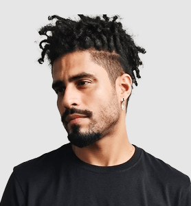 EMMERSON LEÃO Redator, Estrategista de Marca & Identidade Verbal